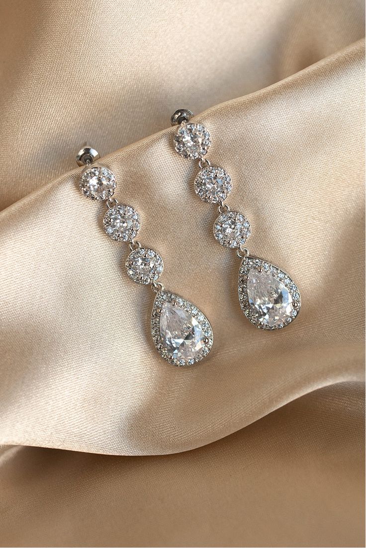 ARETES LARGOS