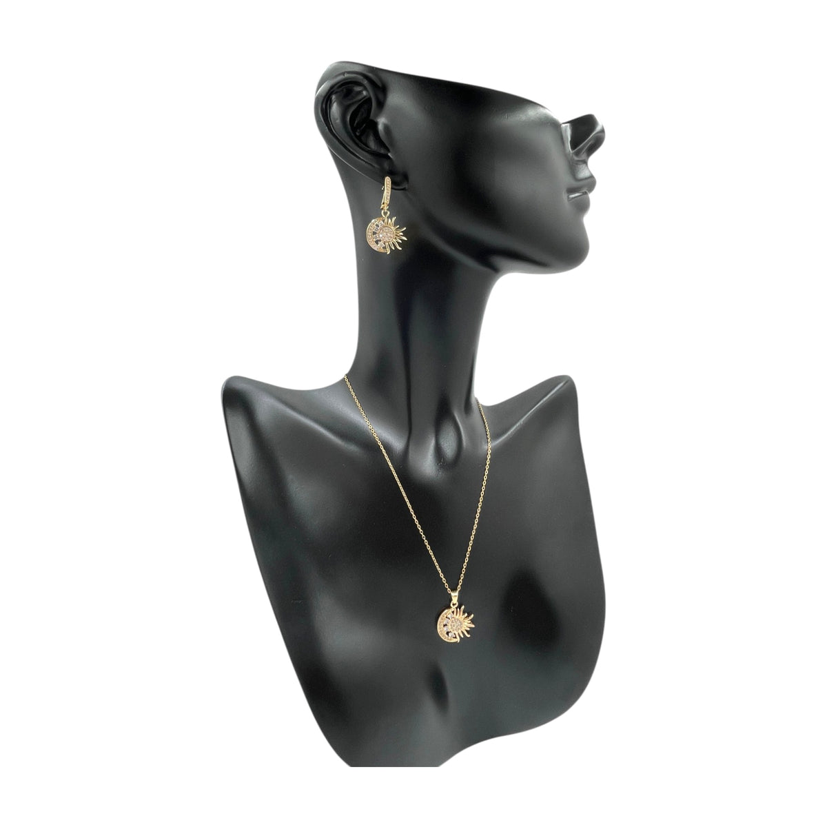 Set Sol y Luna | Collar y Aretes colgantes | Dorados con Zirconias