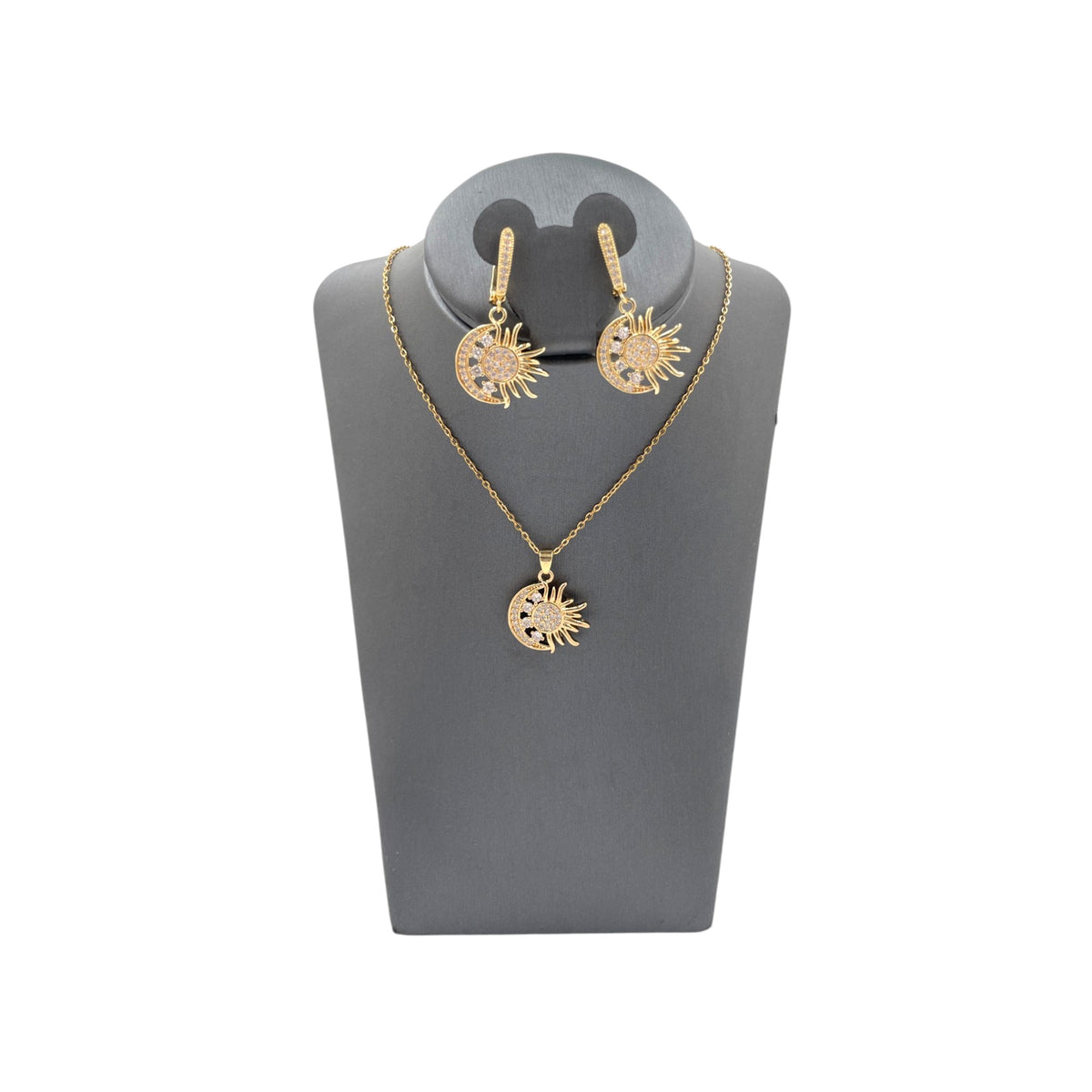 Set Sol y Luna | Collar y Aretes colgantes | Dorados con Zirconias