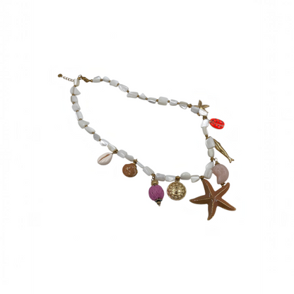 Collar Artesanal |  Piedras tipo Marmol | Dijes Marinos 45 cm