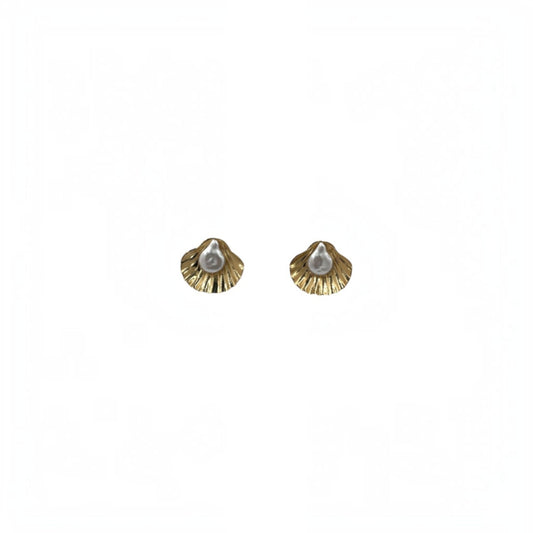 Aretes Estilo Marino  | Vieira con Perla irregular | Dorados Premium 25mm