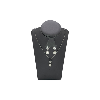 Set de Joyería Premium | Perla con Zirconias | Atemporales Estilo Floral
