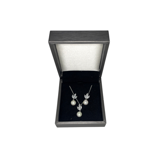 Set de Joyería Premium | Perla con Zirconias | Atemporales Estilo Floral
